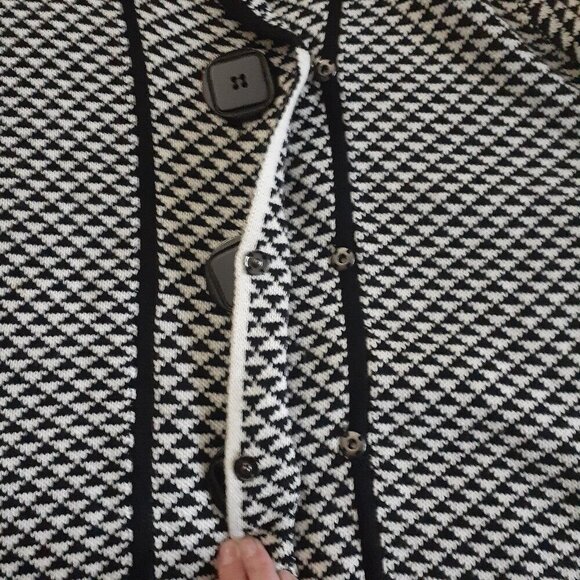 Sioni Women's Size Large Black & White Wool Blend Knit Artsy Cardigan Jacket - Picture 8 of 14